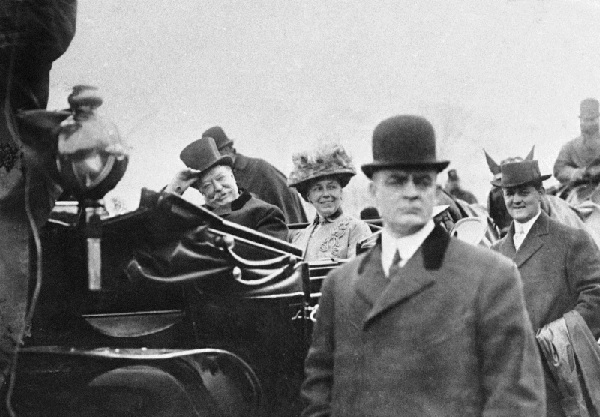 President William H Taft and first lady Helen Taft sit in a car en route to the White House(AP Photo-Library of Congress)