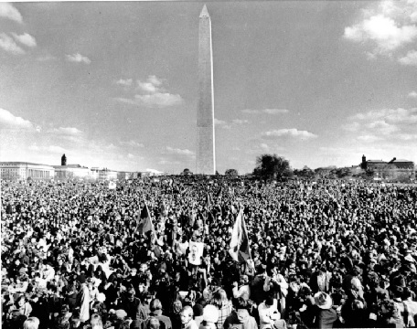 A quarter of a million demonstrators gather at the Washington Monument for the Moratorium Day peace rally to protest the Vietnam War (AP Photo)