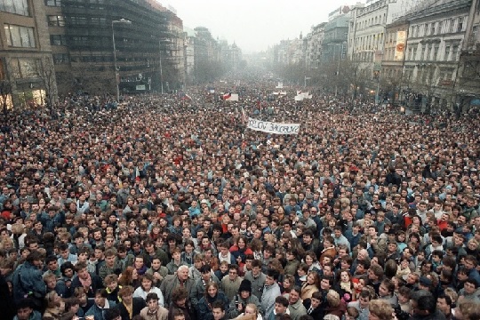 About 200,000 people gather in Wenceslas Square, Prague, Czechoslovakia during the Velvet Revolution (AP Photo-Peter Dejong, File)