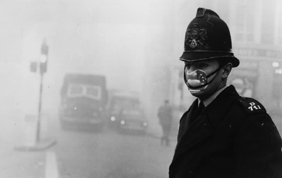 The Great Smog of 1952 was an air pollution event that lasted 5 days in London